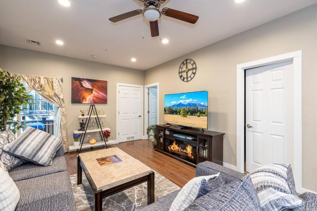 Luxury Home Downtown Nau Route 66 Snowbowl Flagstaff Dış mekan fotoğraf